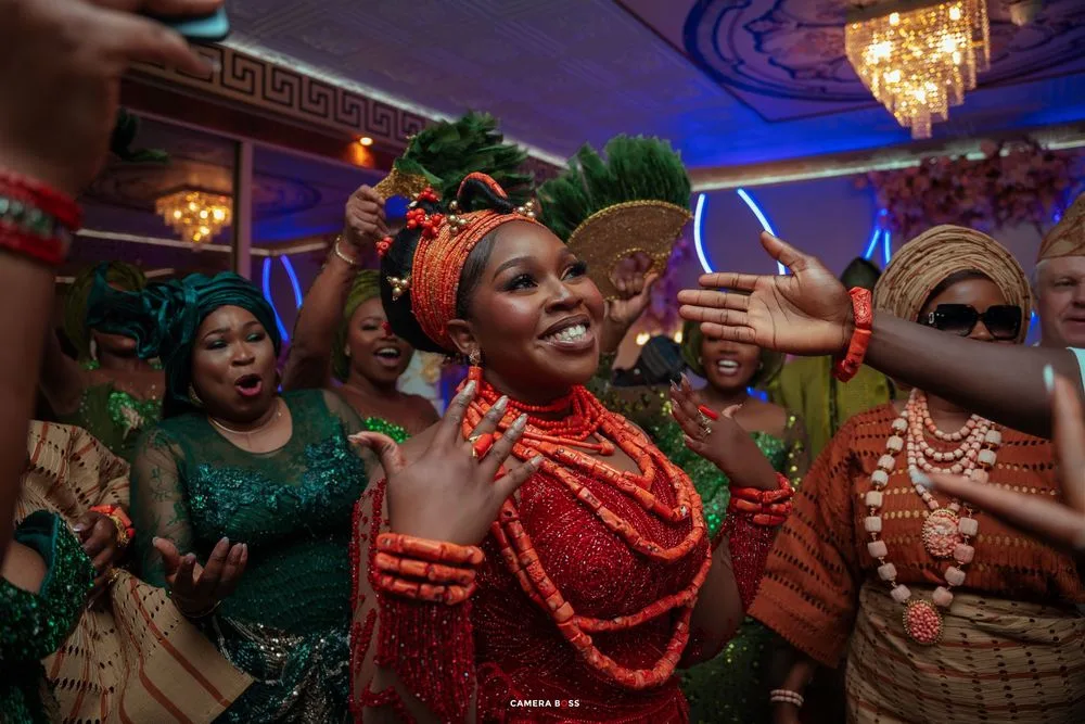 Aso-Ebi at Nigerian Weddings in the UK: A Photographer's Guide to Colour, Culture & Beautiful Images