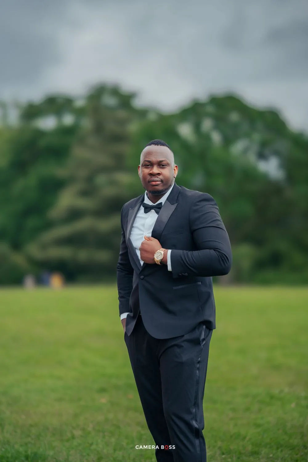 We recently had the pleasure of capturing a stunning pre-wedding shoot with Sam and Tolani at the picturesque Attingham Park in Shropshire.